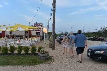 Click to see 47 Clam Bar.JPG