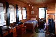 Click to see 088 Bedroom.jpg