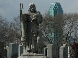 Click to see 31 Statues 08.JPG